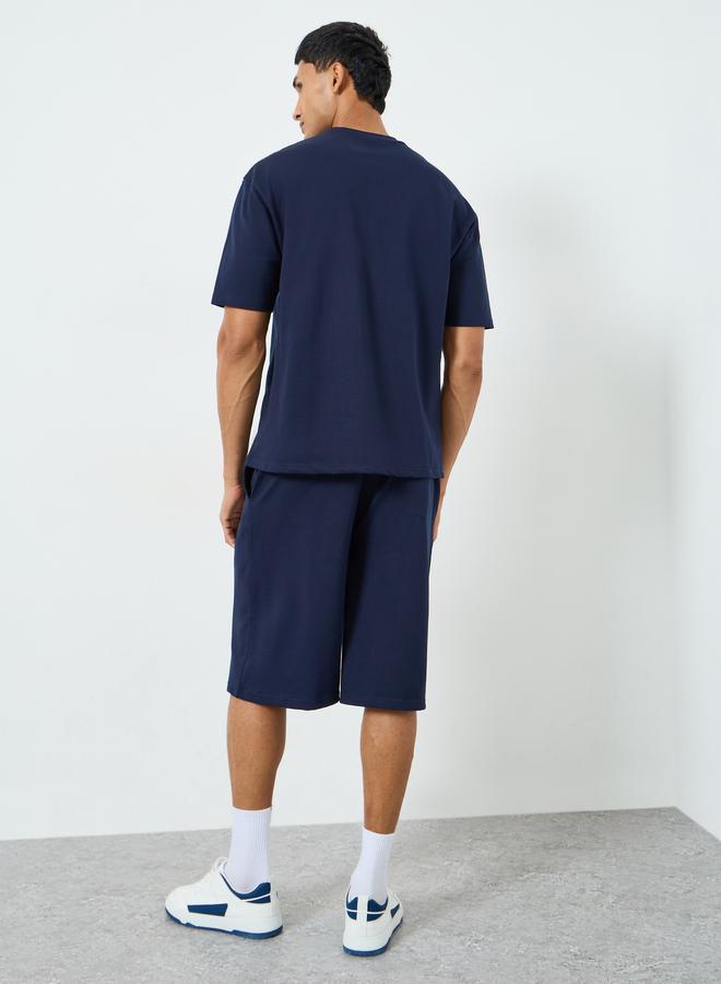 ستايلي طقم رجالي تي شيرت وشورت بطبعة بسيطة مقاس كبير - Image 5